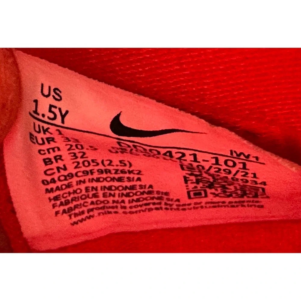 Nike LeBron 19 Sketch PS White Red Black Basketball Shoes‎ DD0421-101 Kids 1.5Y